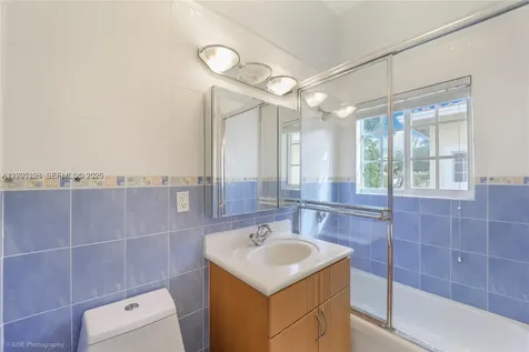 2919 Coconut Avenue Miami FL 33133