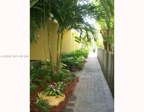 2919 Coconut Avenue Miami FL 33133