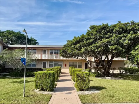 431 Chatham U West Palm Beach FL 33417