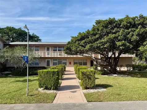 431 Chatham U West Palm Beach FL 33417