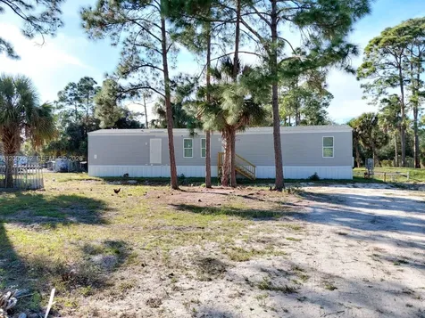 630 S Trebol Street Clewiston FL 33440
