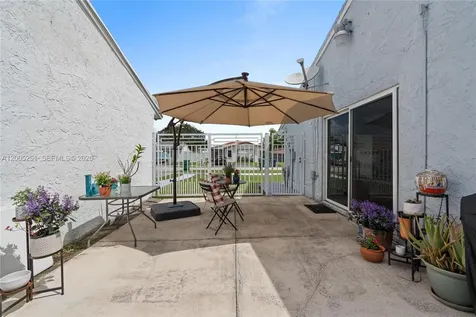 13226 NW 5th Terrace Miami FL 33182