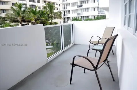100 Lincoln Road Miami Beach FL 33139