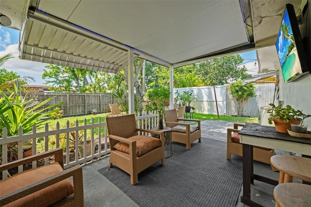 541 SW 38th Avenue Fort Lauderdale FL 33312
