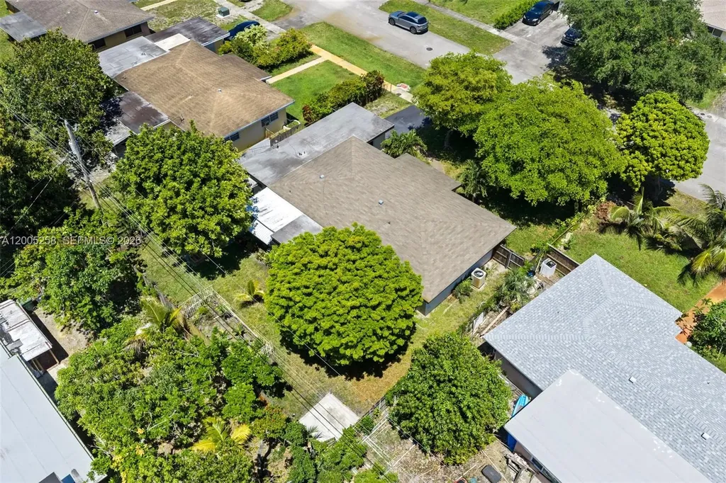 541 SW 38th Avenue Fort Lauderdale FL 33312