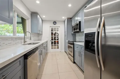541 SW 38th Avenue Fort Lauderdale FL 33312