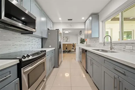 541 SW 38th Avenue Fort Lauderdale FL 33312
