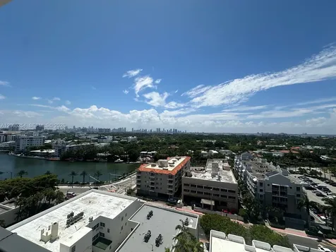 2625 Collins Avenue Miami Beach FL 33140