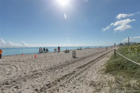 2625 Collins Avenue Miami Beach FL 33140