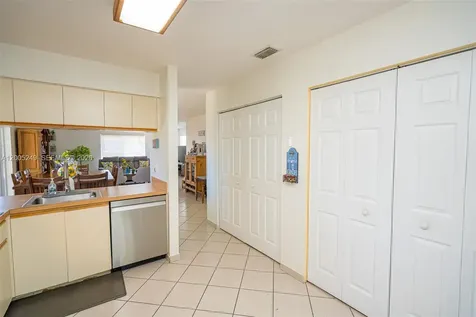 9786 SW 222nd Terrace Cutler Bay FL 33190