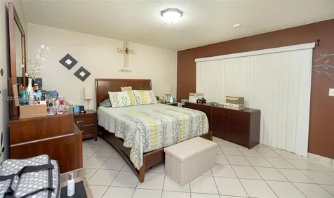 9786 SW 222nd Terrace Cutler Bay FL 33190