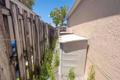 9786 SW 222nd Terrace Cutler Bay FL 33190