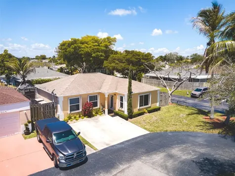 9786 SW 222nd Terrace Cutler Bay FL 33190