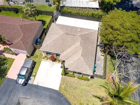 9786 SW 222nd Terrace Cutler Bay FL 33190