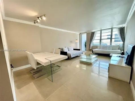 100 Lincoln Road Miami Beach FL 33139