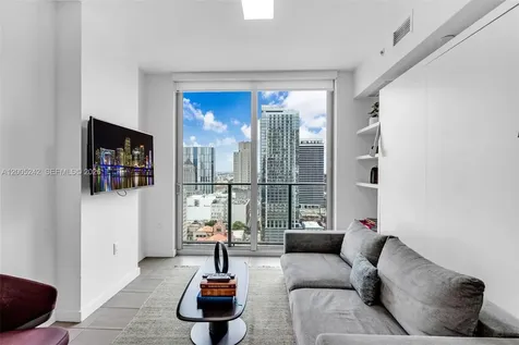 227 NE 2nd Street Miami FL 33132