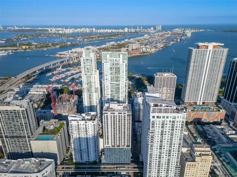 227 NE 2nd Street Miami FL 33132