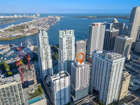 227 NE 2nd Street Miami FL 33132