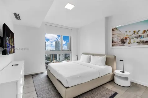 227 NE 2nd Street Miami FL 33132