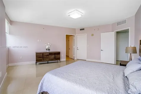18201 Collins Avenue Sunny Isles Beach FL 33160