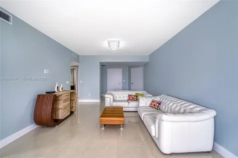 18201 Collins Avenue Sunny Isles Beach FL 33160