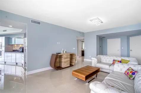 18201 Collins Avenue Sunny Isles Beach FL 33160