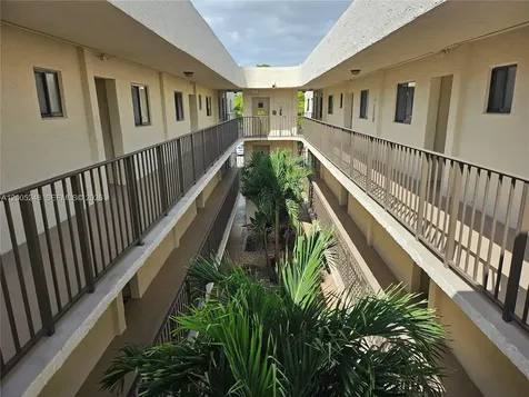 8005 SW 107th Avenue Miami FL 33173