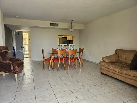 8005 SW 107th Avenue Miami FL 33173