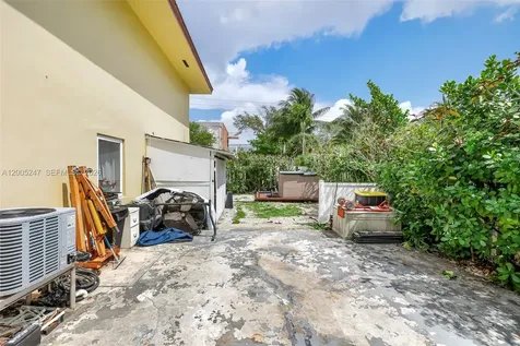 12085 W Dixie Highway Biscayne Park FL 33161