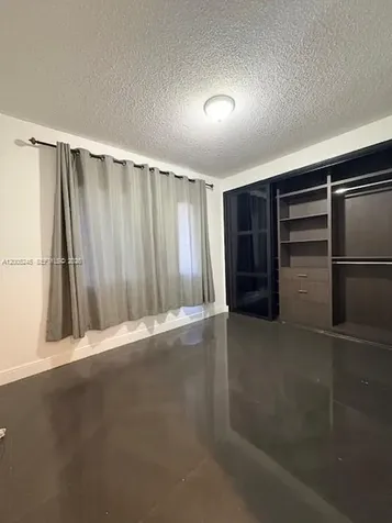 8019 Lake Drive Doral FL 33166