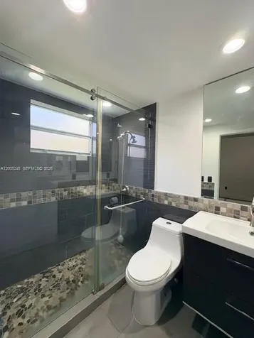 8019 Lake Drive Doral FL 33166
