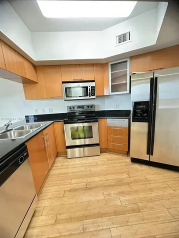 1750 N Bayshore Drive Miami FL 33132