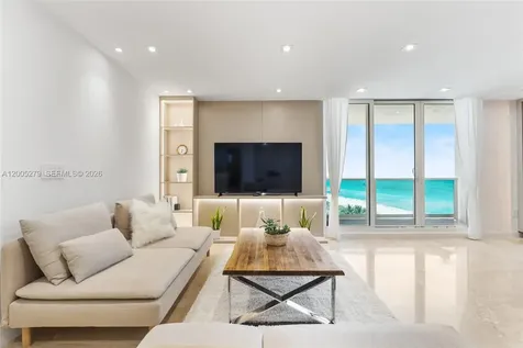 2301 Collins Miami Beach FL 33139