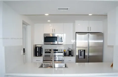 6995 NW 186th Street Hialeah FL 33015