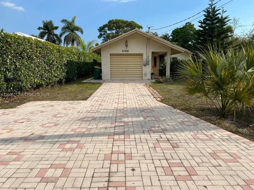 1066 Highlands Drive Naples FL 34103