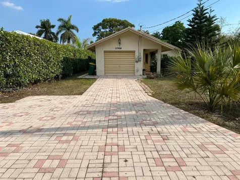 1066 Highlands Drive Naples FL 34103