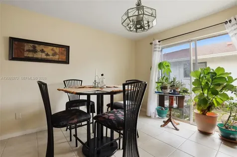 1066 Highlands Drive Naples FL 34103