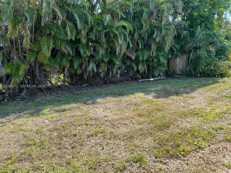 1066 Highlands Drive Naples FL 34103