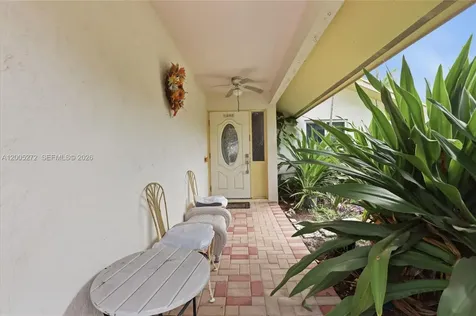 1066 Highlands Drive Naples FL 34103
