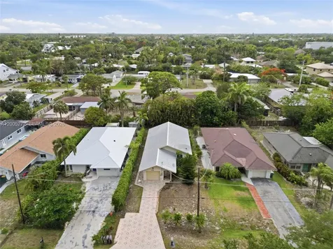 1066 Highlands Drive Naples FL 34103
