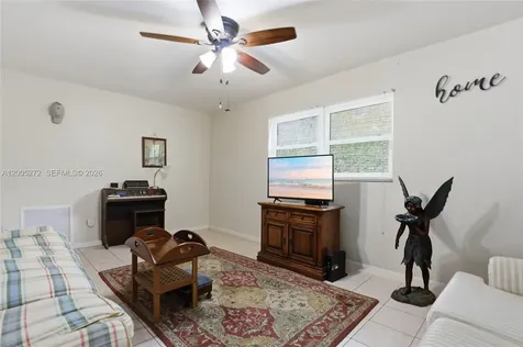 1066 Highlands Drive Naples FL 34103