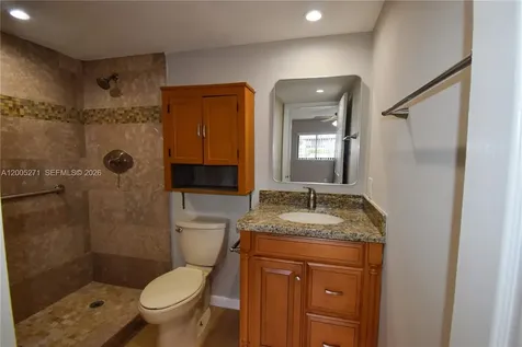 9955 N Belfort Circle Tamarac FL 33321