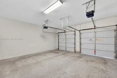 19278 NE 6th Avenue Miami FL 33179