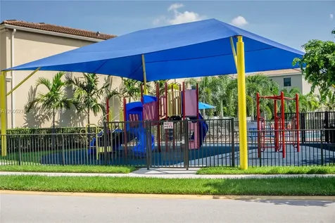 19278 NE 6th Avenue Miami FL 33179