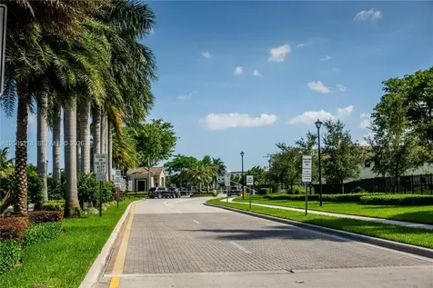 19278 NE 6th Avenue Miami FL 33179