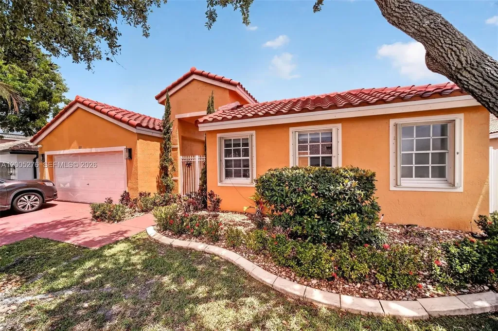 685 SW 198th Terrace Pembroke Pines FL 33029