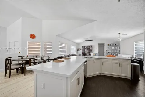 685 SW 198th Terrace Pembroke Pines FL 33029