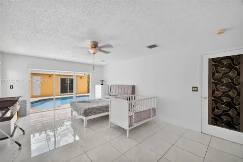 685 SW 198th Terrace Pembroke Pines FL 33029