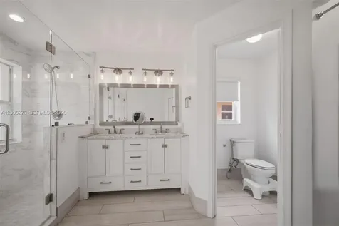 685 SW 198th Terrace Pembroke Pines FL 33029