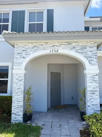 1756 SE 26th Road Homestead FL 33035